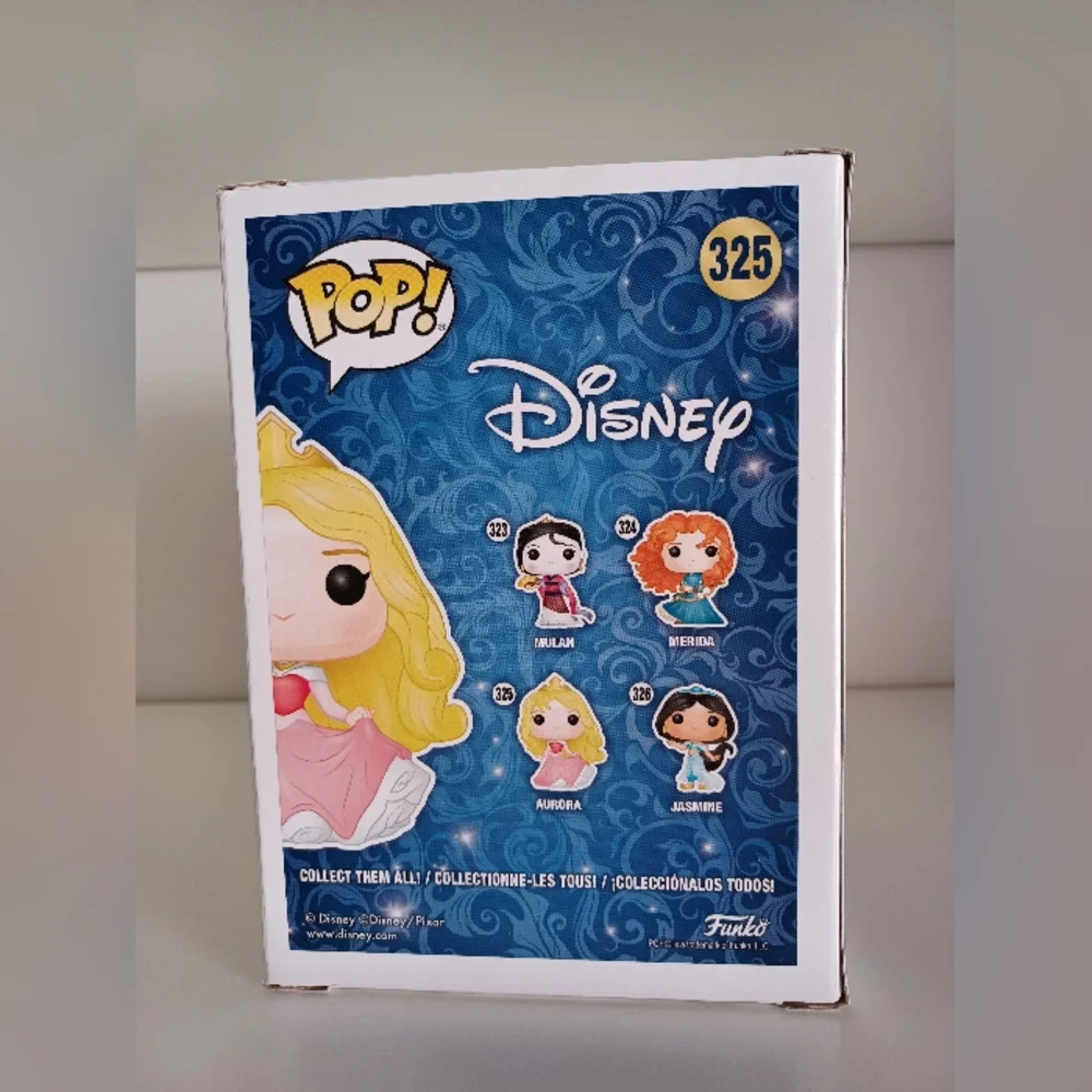 Disney Princess‎ Aurora Sleeping Beauty 325 Vinyl Figure Funko Pop Collection
